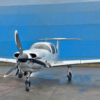 Thumbnail of aircraft