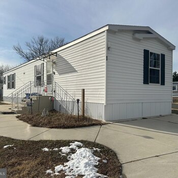 Thumbnail of mobile home