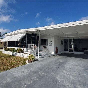 Thumbnail of mobile home