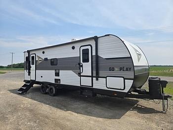 Thumbnail of RV