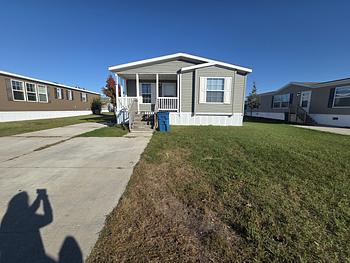 Thumbnail of mobile home