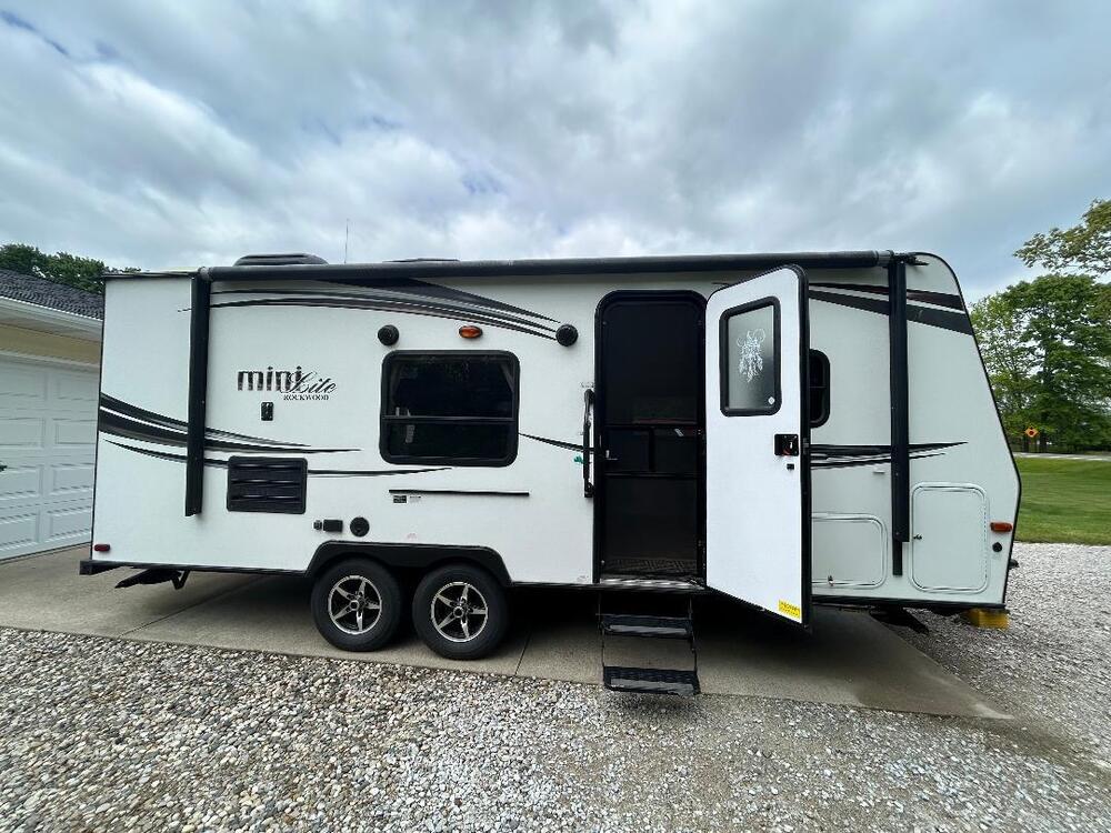 Photo of Rv