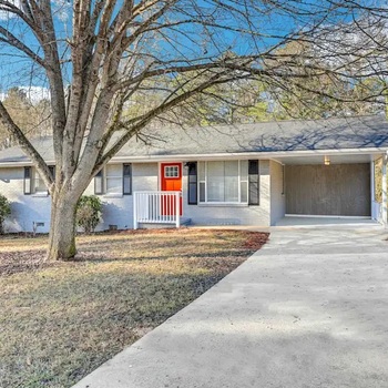 Photo of Unique 3 bedroom mobile home!
