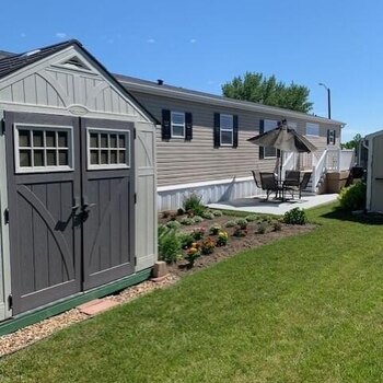 Thumbnail of mobile home
