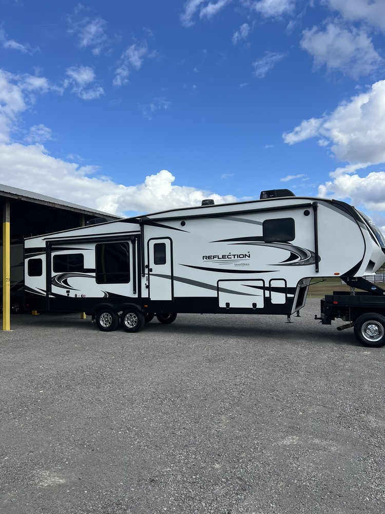 Photo of Rv