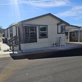 Thumbnail of mobile home