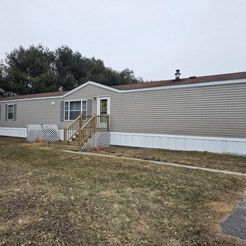 Thumbnail of mobile home