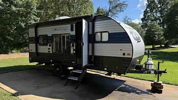 Thumbnail of RV