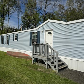 Thumbnail of mobile home