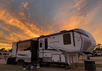Thumbnail of RV