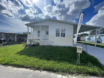 Thumbnail of mobile home