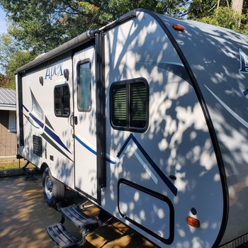 Thumbnail of RV