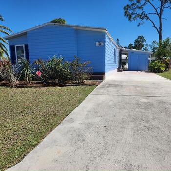 Thumbnail of mobile home