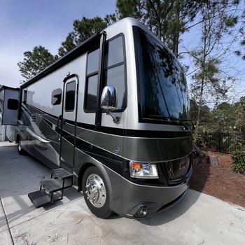 Thumbnail of RV