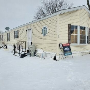 Thumbnail of mobile home