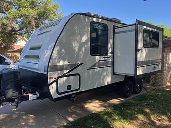 Thumbnail of RV