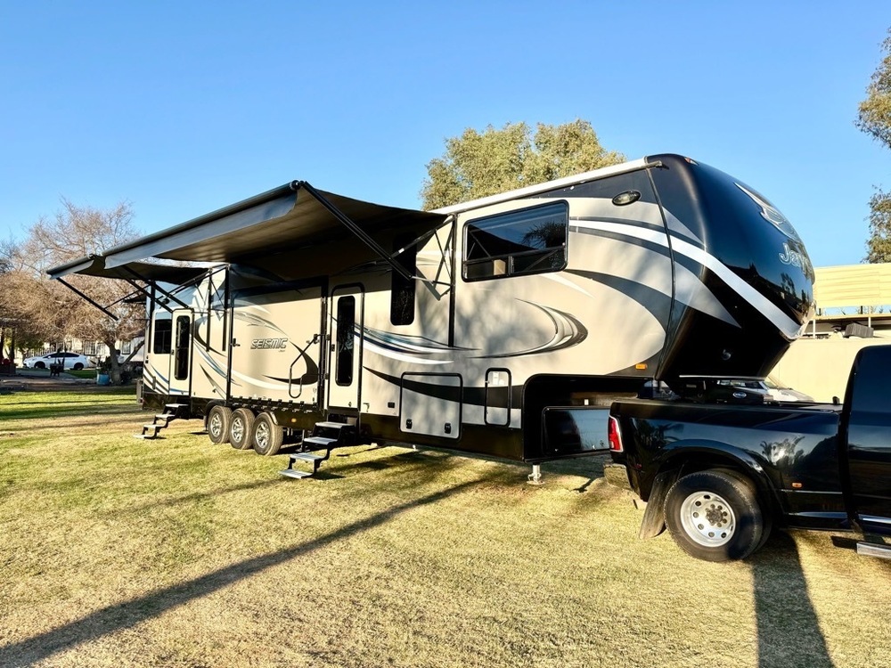 Photo of Rv