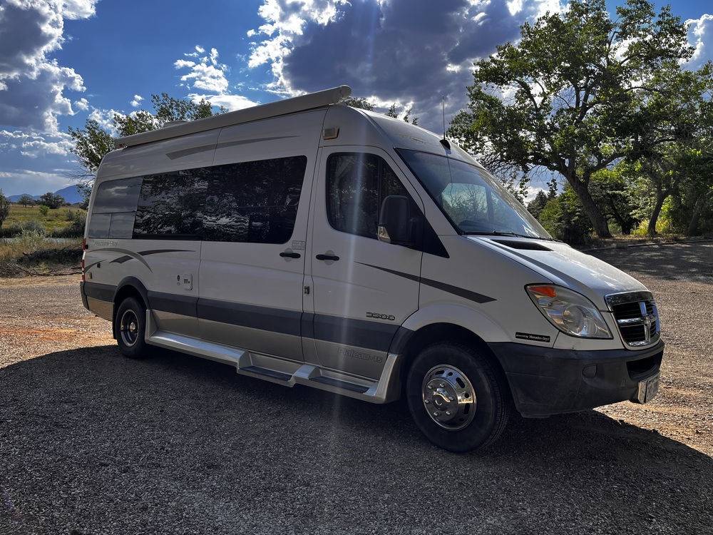 Photo of Rv
