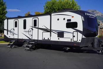 Thumbnail of RV