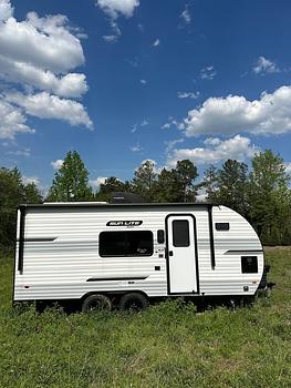 Thumbnail of RV