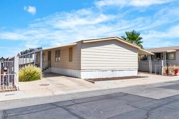 Thumbnail of mobile home