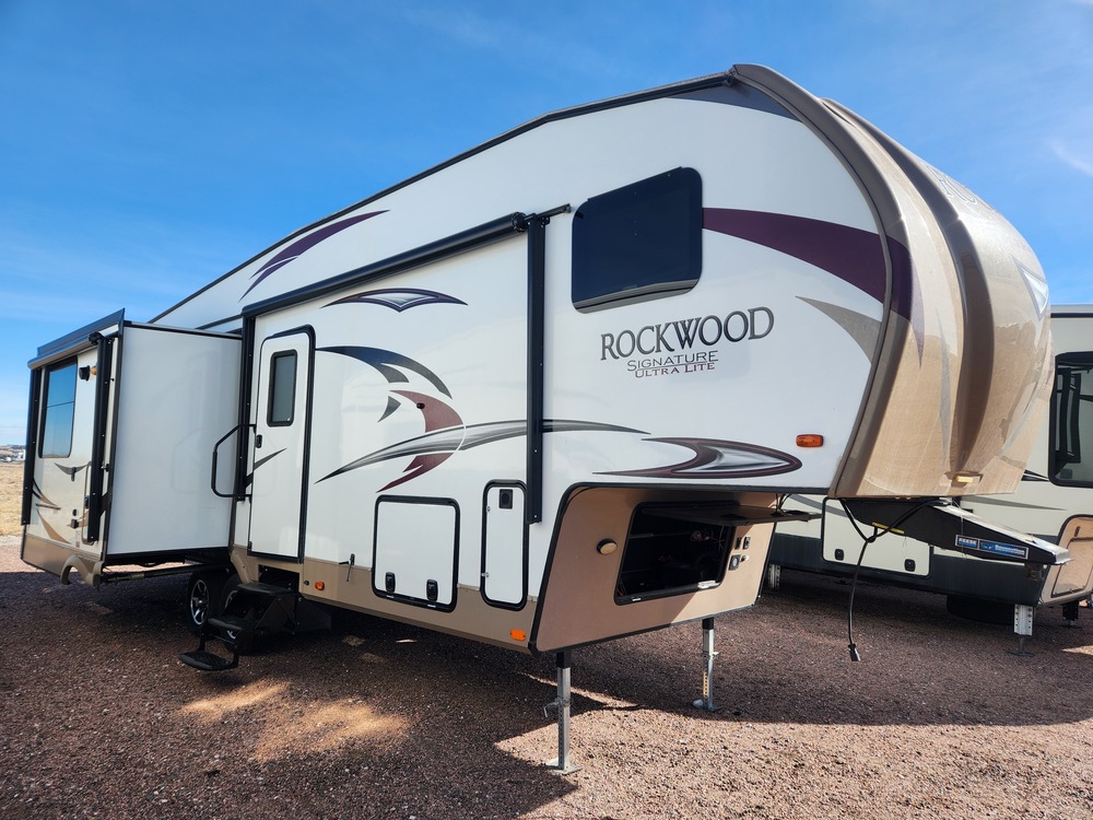 Photo of Rv