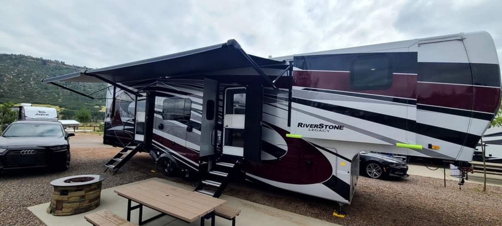 Photo of Rv