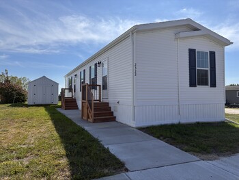 Thumbnail of mobile home