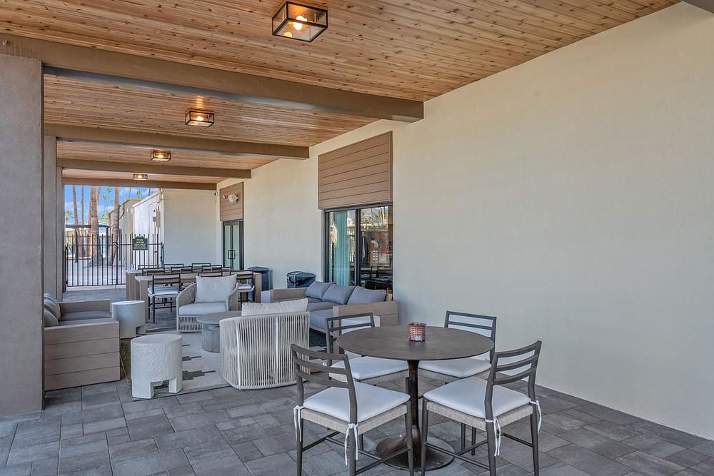 2050 W Dunlap Ave Phoenix AZ 85021 USA Foyer 2050Dunlap 41