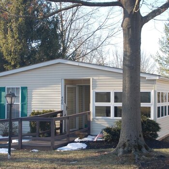 Thumbnail of mobile home