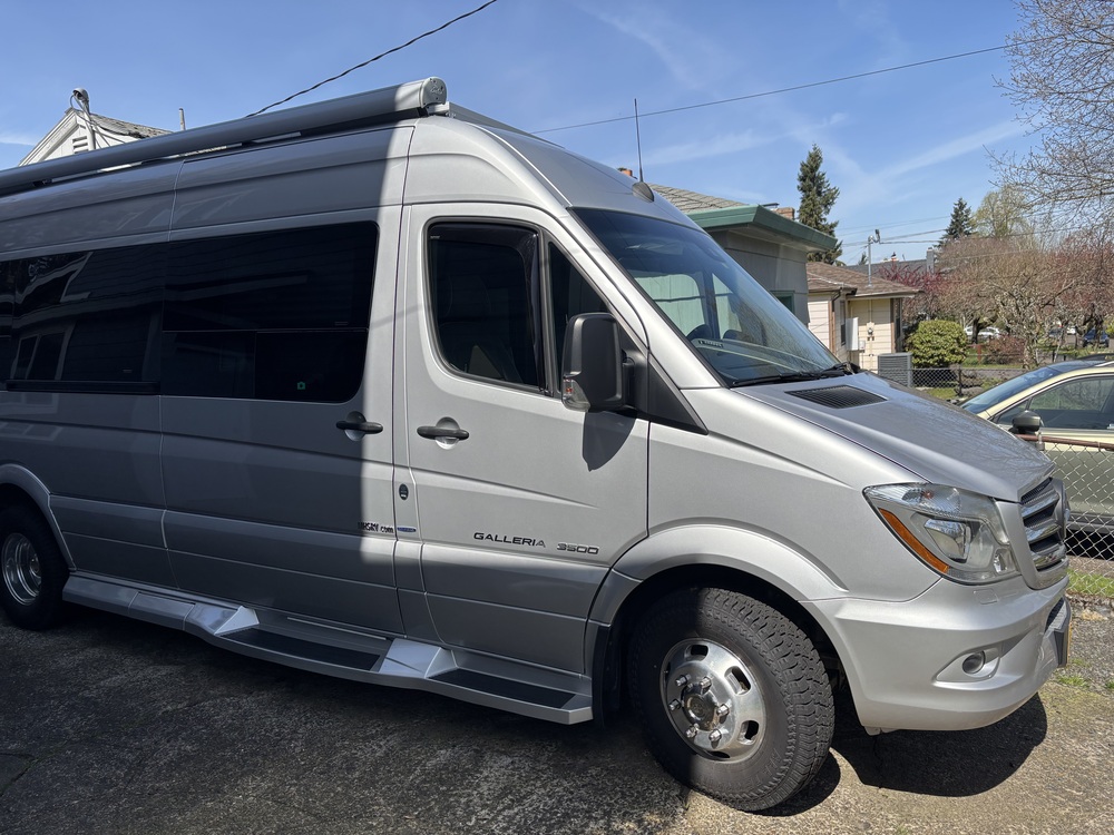 Photo of Rv