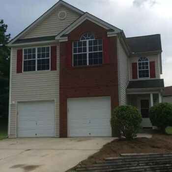Photo of Spacious 3-Bedroom House in Rex
