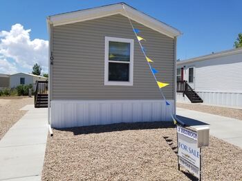 Thumbnail of mobile home
