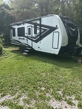 Thumbnail of RV
