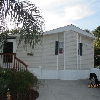 Thumbnail of mobile home