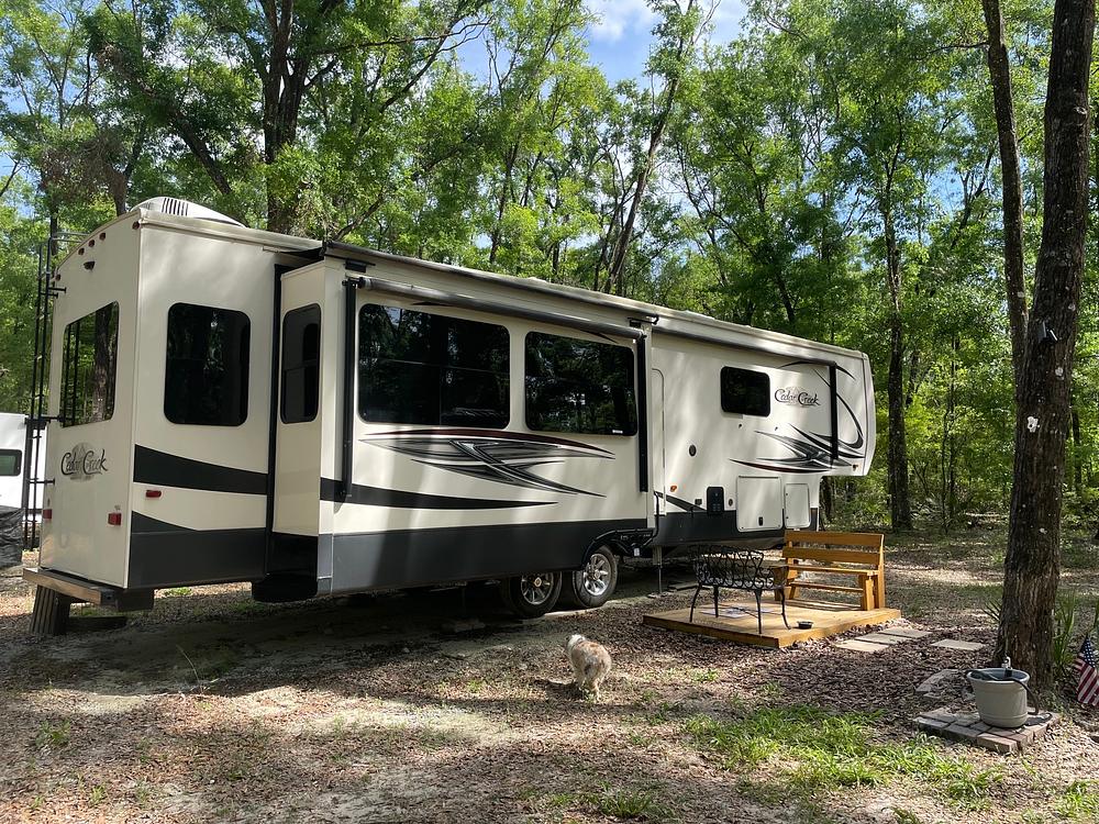 Photo of Rv