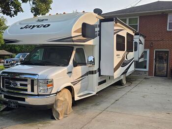 Thumbnail of RV