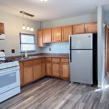 Photo of For Sale: 2-bedroom, 1-bathroom | Hamilton 35