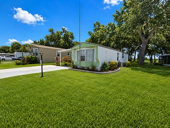 Thumbnail of mobile home