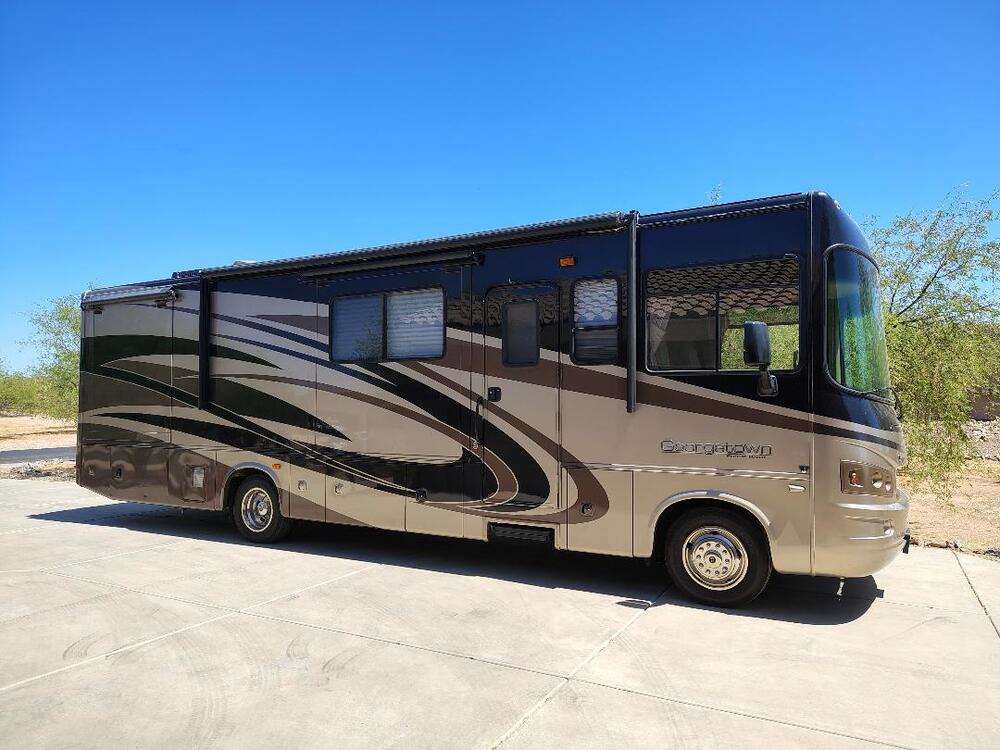 Photo of Rv