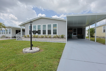 Thumbnail of mobile home