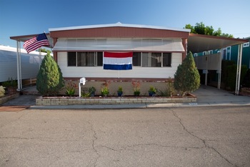 Thumbnail of mobile home