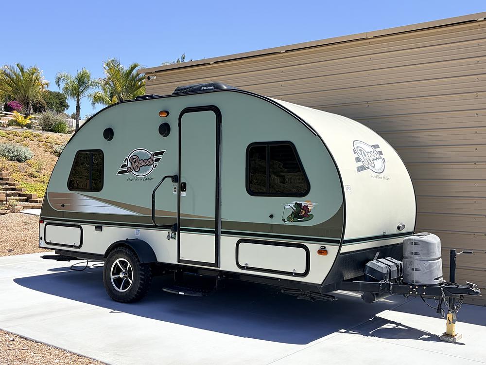 Photo of Rv