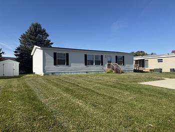Thumbnail of mobile home