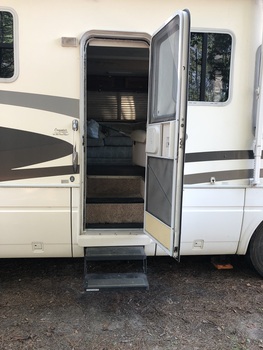 Thumbnail of RV