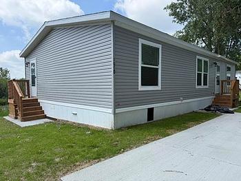 Thumbnail of mobile home