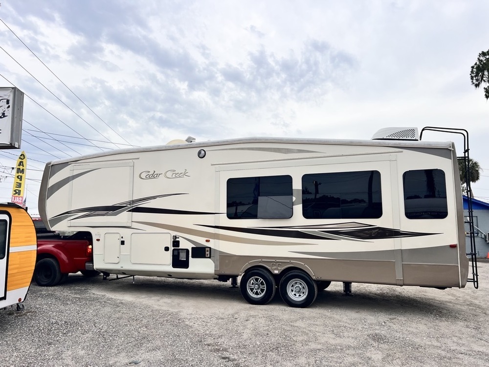 Photo of Rv