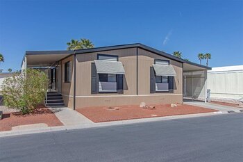 Thumbnail of mobile home