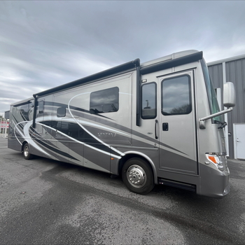 Thumbnail of RV