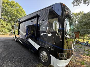 Thumbnail of RV
